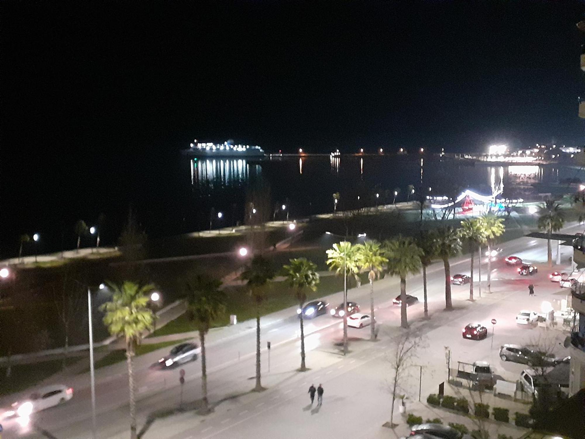 Seaside Apartment Vlorë Buitenkant foto